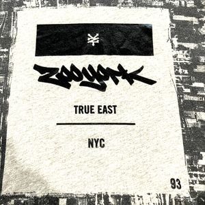 Zoo York Woman T Shirt Size Medium